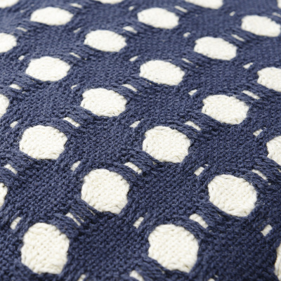 TK23-BS0012 Плед-покрывало из хлопка 180*25см, Tkano, Polka dots, из коллекции Essential, темно-синего цвета